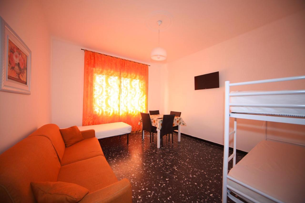 Appartamento Frontemare Marina dʼMarina dʼAndora Extérieur photo
